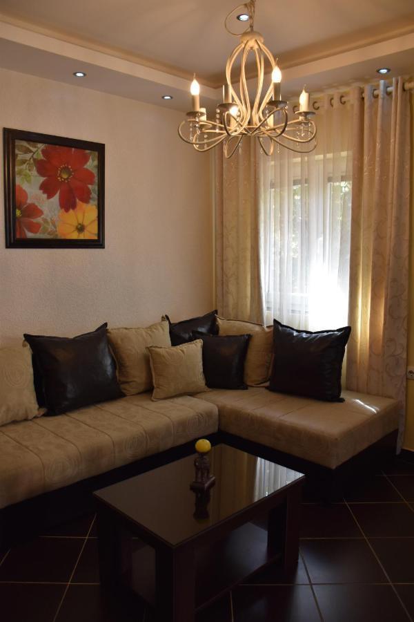 Apartments Scepanovic 티바트 외부 사진