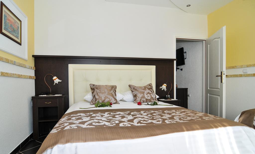 Apartments Scepanovic 티바트 외부 사진