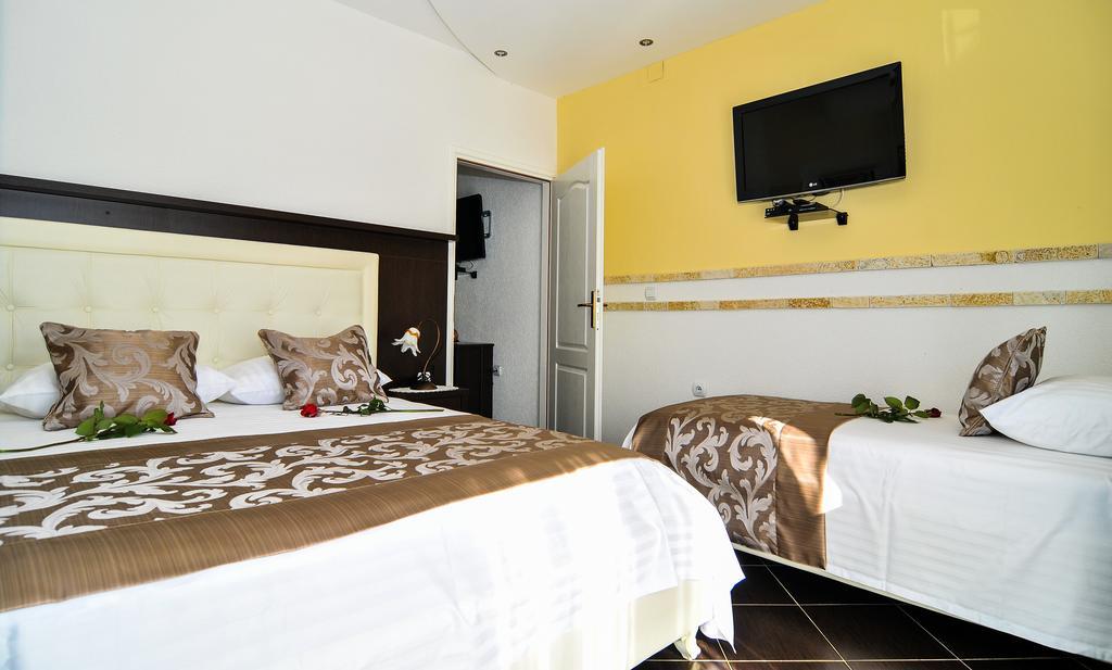 Apartments Scepanovic 티바트 외부 사진